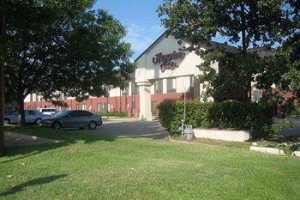 Hampton Inn Dallas Lewisville voted 9th best hotel in Lewisville