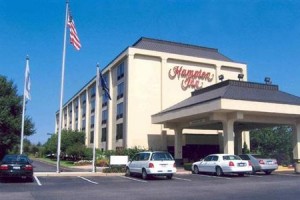 Hampton Inn Long Island/Commack voted  best hotel in Commack