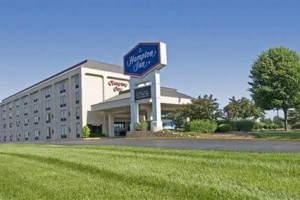 Hampton Inn St. Louis/Westport voted 5th best hotel in Maryland Heights