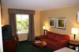 Hampton Inn & Suites Ft. Lauderdale-Airport voted 7th best hotel in Hollywood