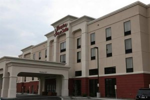 Hampton Inn & Suites Syracuse Erie Blvd/I-690 voted 4th best hotel in Syracuse