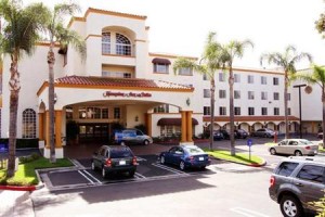 Hampton Inn & Suites Santa Ana/Orange County Airport voted 2nd best hotel in Santa Ana