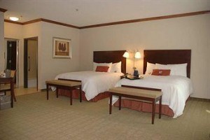 Hampton Inn & Suites Waxahachie voted 2nd best hotel in Waxahachie