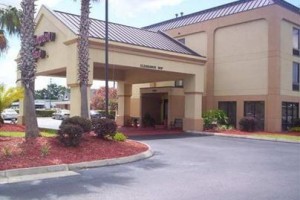 Hampton Inn Waycross voted 2nd best hotel in Waycross