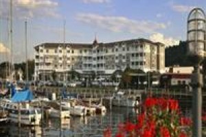 Watkins Glen Harbor Hotel voted  best hotel in Watkins Glen