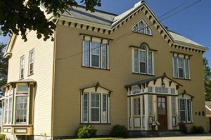 Harbour's Edge Bed & Breakfast voted 5th best hotel in Yarmouth