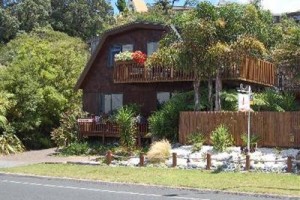 Harbour View Lodge voted 3rd best hotel in Tairua