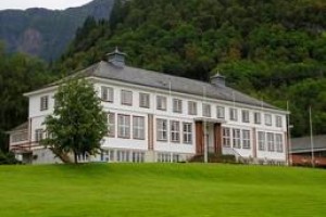 Hardanger Vandrarheim voted 2nd best hotel in Ullensvang