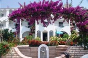 Haris Apartments voted 3rd best hotel in Vrachos