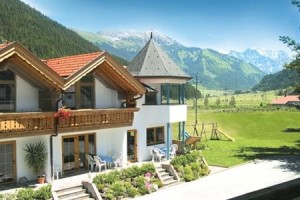 Hechenbergerhof Apartment Bichlbach voted 2nd best hotel in Bichlbach