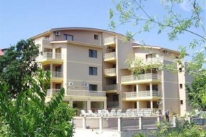 HHB Spring Court Serviced Apartments Varna Image