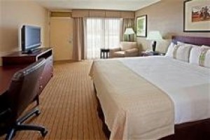 Holiday Inn Columbus (Indiana) voted 2nd best hotel in Columbus 