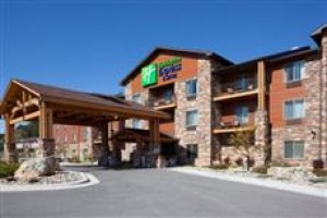 Holiday Inn Express Custer voted  best hotel in Custer