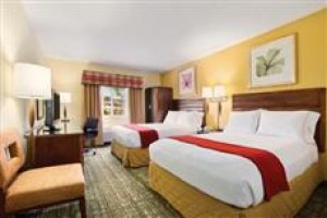Holiday Inn Express San Diego - Escondido voted 6th best hotel in Escondido