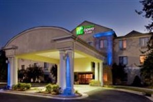 Holiday Inn Express Kinston voted  best hotel in Kinston