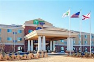 Holiday Inn Express Hotel & Suites Florence NE voted 4th best hotel in Florence 