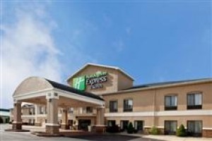 Holiday Inn Express Three Rivers voted  best hotel in Three Rivers 