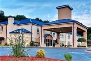 Holiday Inn Express Hurricane Mills (Waverly) voted  best hotel in Hurricane Mills