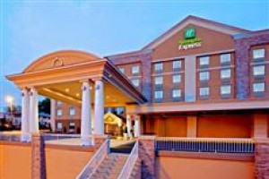 Holiday Inn Express North Bergen - Lincoln Tunnel voted 3rd best hotel in North Bergen