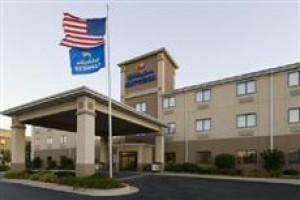 Holiday Inn Express Marshall voted  best hotel in Marshall 