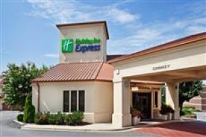 Holiday Inn Express Hickory - Hickory Mart voted 5th best hotel in Hickory