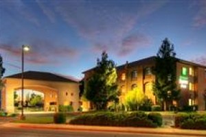 Holiday Inn Express Roswell voted 6th best hotel in Roswell 