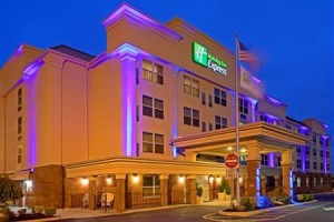 Holiday Inn Express Woodbridge voted 3rd best hotel in Avenel