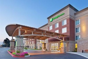 Holiday Inn Hotel & Suites Oakland Airport voted  best hotel in Oakland