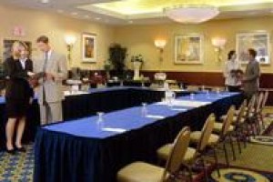 Holiday Inn Pittsburgh Airport Image