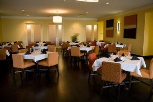 Holiday Inn Select Airport Kenner Image