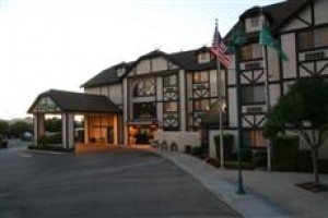 Holiday Inn Selma-Swan Court voted  best hotel in Selma 