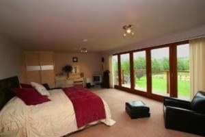 Homelea Bed and Breakfast Canterbury Image