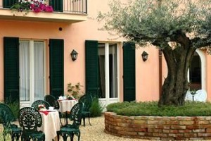 Hostellerie du Golf voted  best hotel in Pecetto Torinese