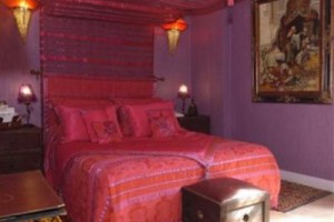 Logis Hostellerie du Prieure voted  best hotel in Saint-Prix