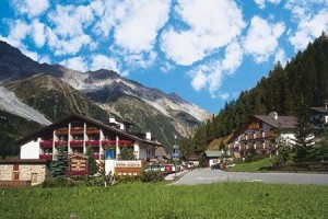 Hotel Alpina Solda Image