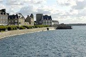 Hotel aux Tamaris voted 2nd best hotel in Roscoff