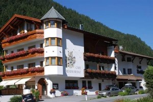 Hotel-Cafe-Restaurant Troschana voted  best hotel in Flirsch