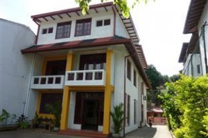 Hotel Comfort Kandy Image