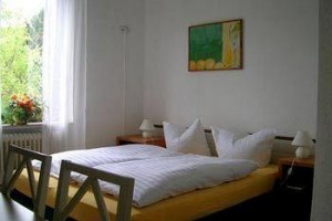 Hotel Cornelia Garni Image