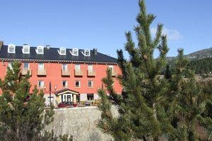 Hotel Corrieu Image