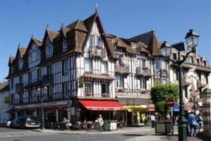 Hotel de Paris Cabourg voted 8th best hotel in Cabourg
