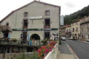 Hotel des Voyageurs Ferrieres-Saint-Mary Image