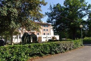 Hotel Du Golf Le Lodge Salies-de-Bearn voted 5th best hotel in Salies-de-Bearn