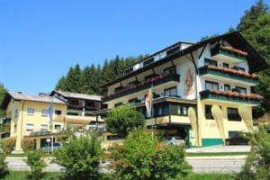 Hotel Gabriel voted 3rd best hotel in Keutschach am See