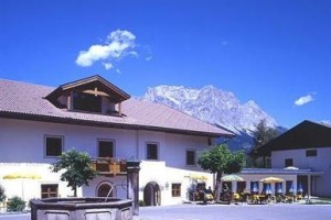 Hotel Gasthof zum Goldenen Lowen voted 9th best hotel in Biberwier