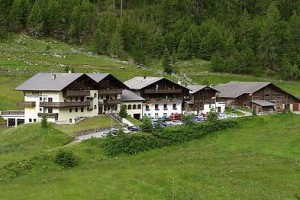 Hotel Gerstgras voted 4th best hotel in Schnals