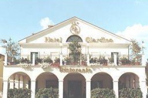 Hotel Giardino Stanghella voted  best hotel in Stanghella