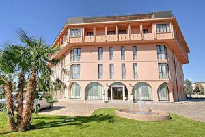 Hotel Habitat voted  best hotel in Giussano