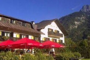 Hotel Haus Am See Obertraun Image