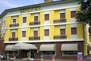 Hotel Industria Image